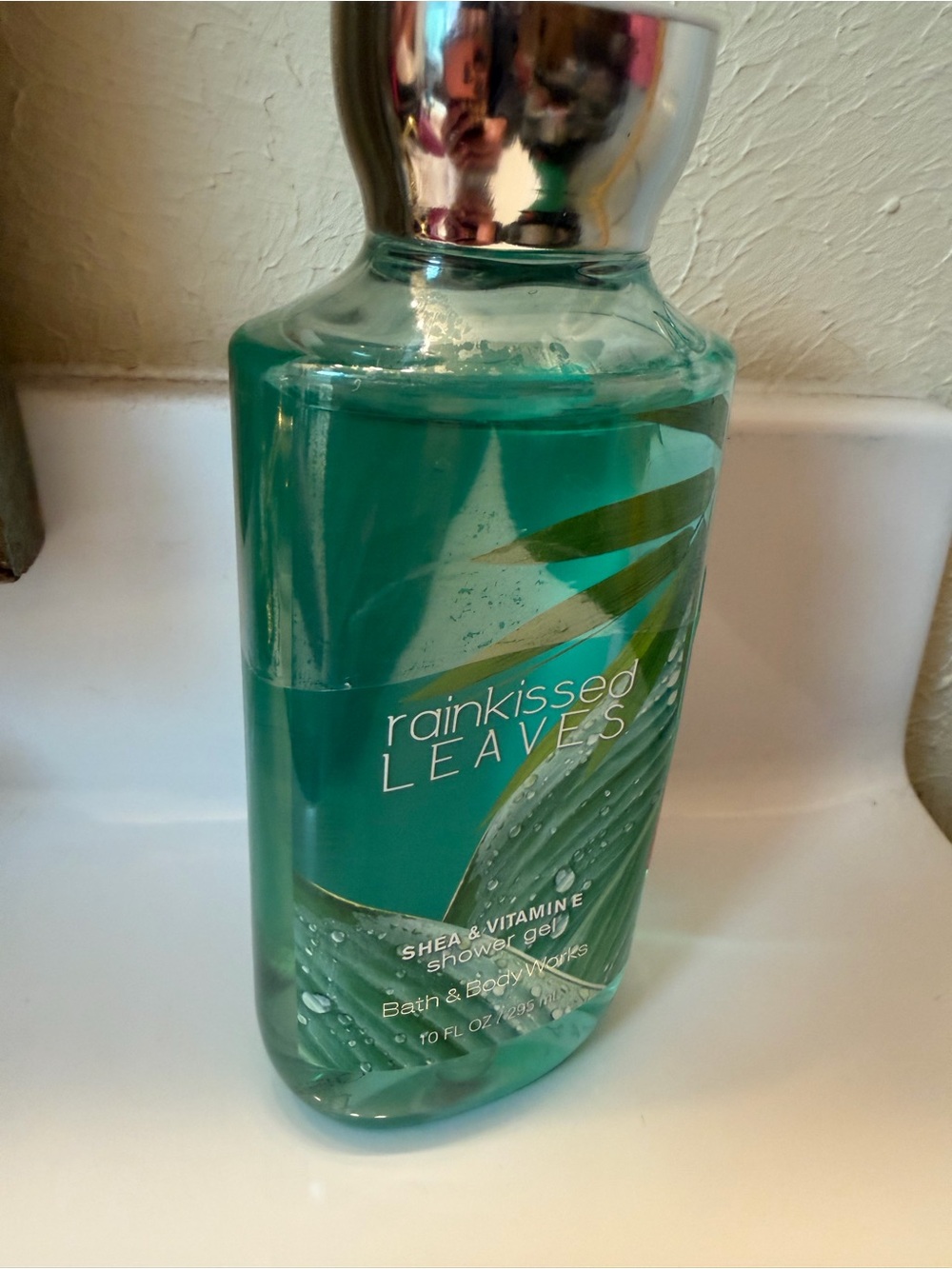 Bath & Body Works RAINKISSED LEAVES Shower Gel